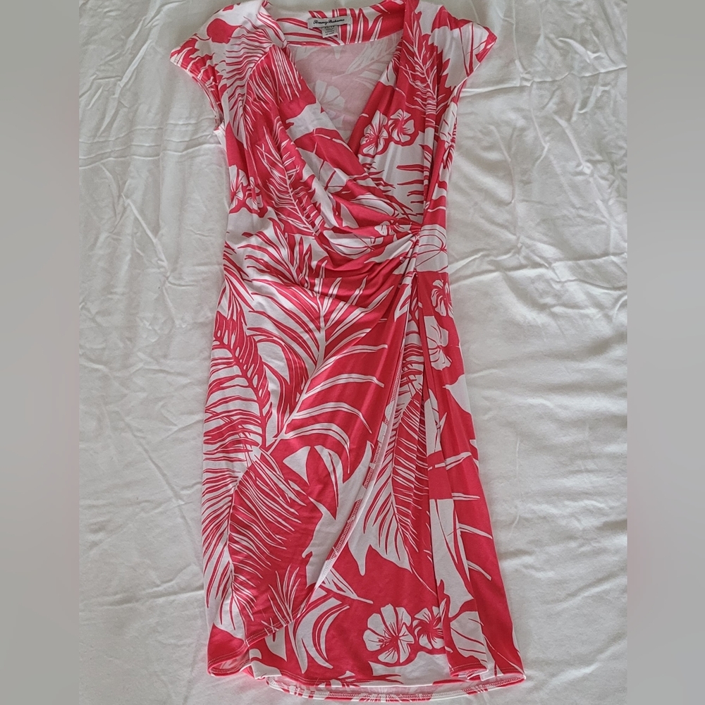 2 Women's dresses